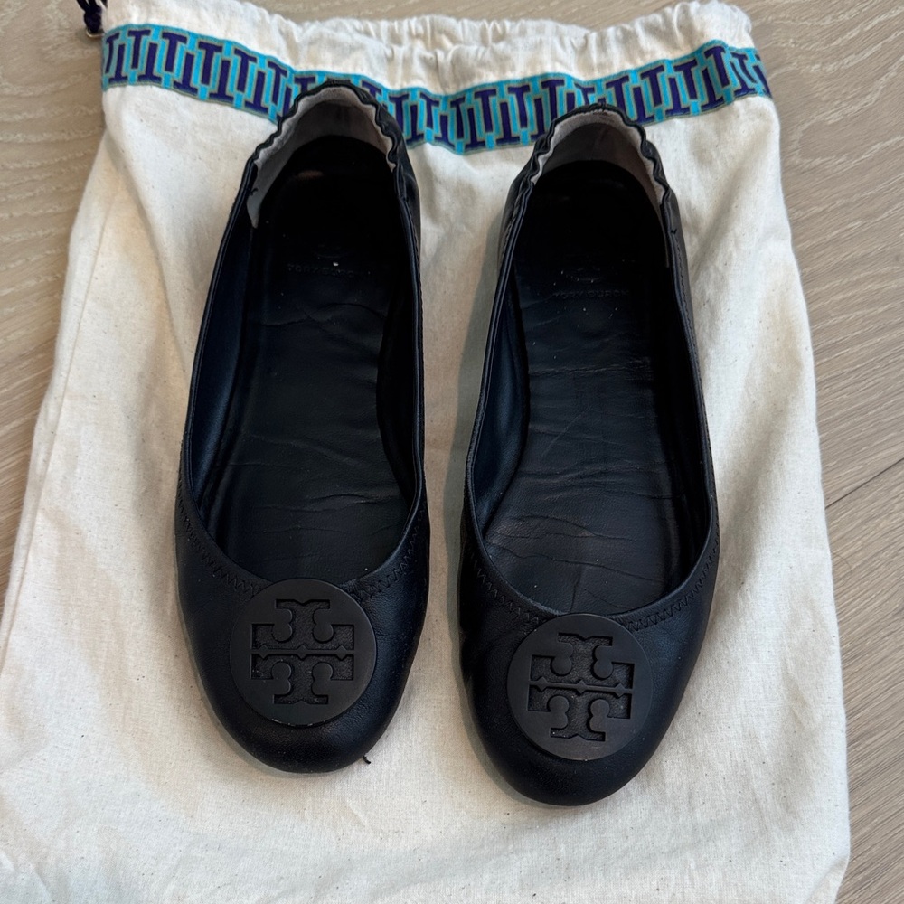 Tory Burch Minnie Leather Travel Black Flats